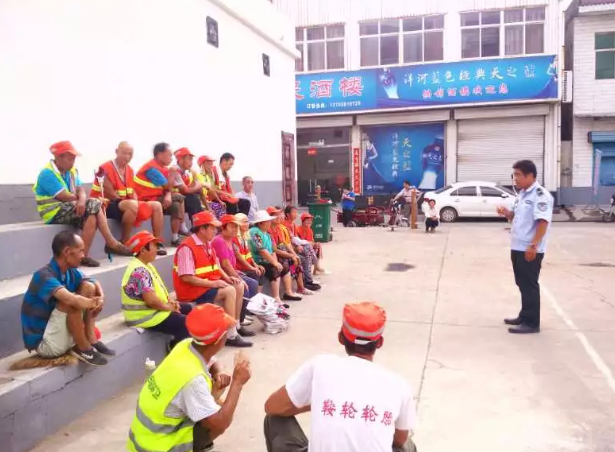 大王鎮(zhèn)：鎮(zhèn)村聯(lián)動實施環(huán)衛(wèi)一體化 刷新鄉(xiāng)村顏值